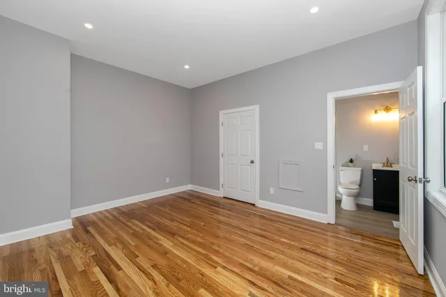 $519,900 | 416 Oak Avenue, Woodbury Heights, NJ 08097