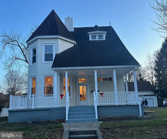 $519,900 | 416 Oak Avenue, Woodbury Heights, NJ 08097