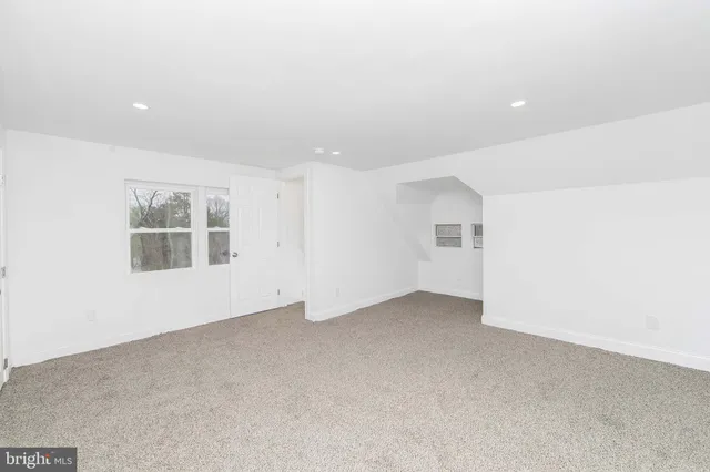 $519,900 | 416 Oak Avenue, Woodbury Heights, NJ 08097