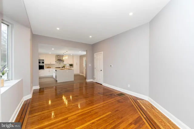 $519,900 | 416 Oak Avenue, Woodbury Heights, NJ 08097