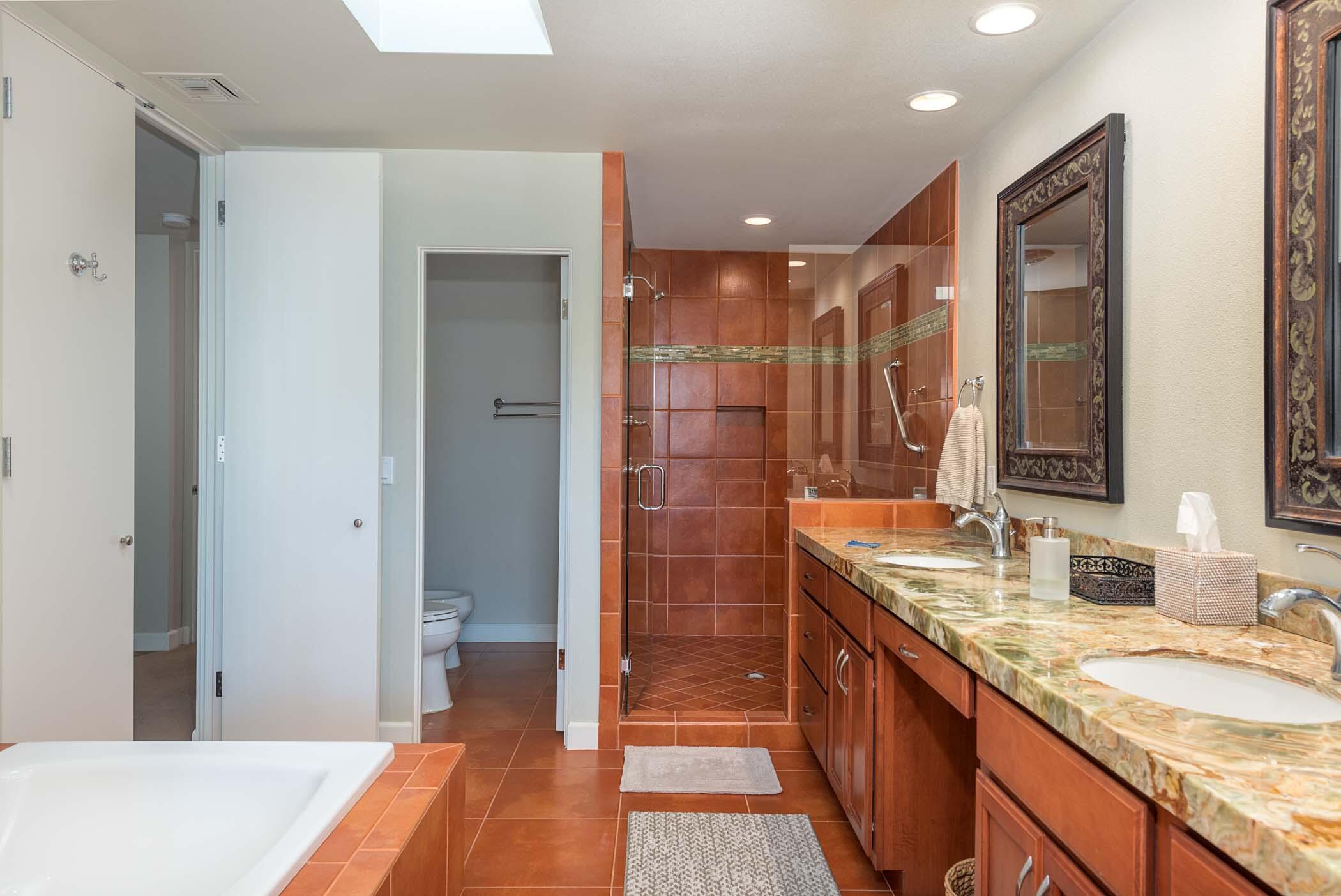 132 Yale Drive Rancho Mirage, CA 92270 - Photo 23 of 53 Primary Bathroom