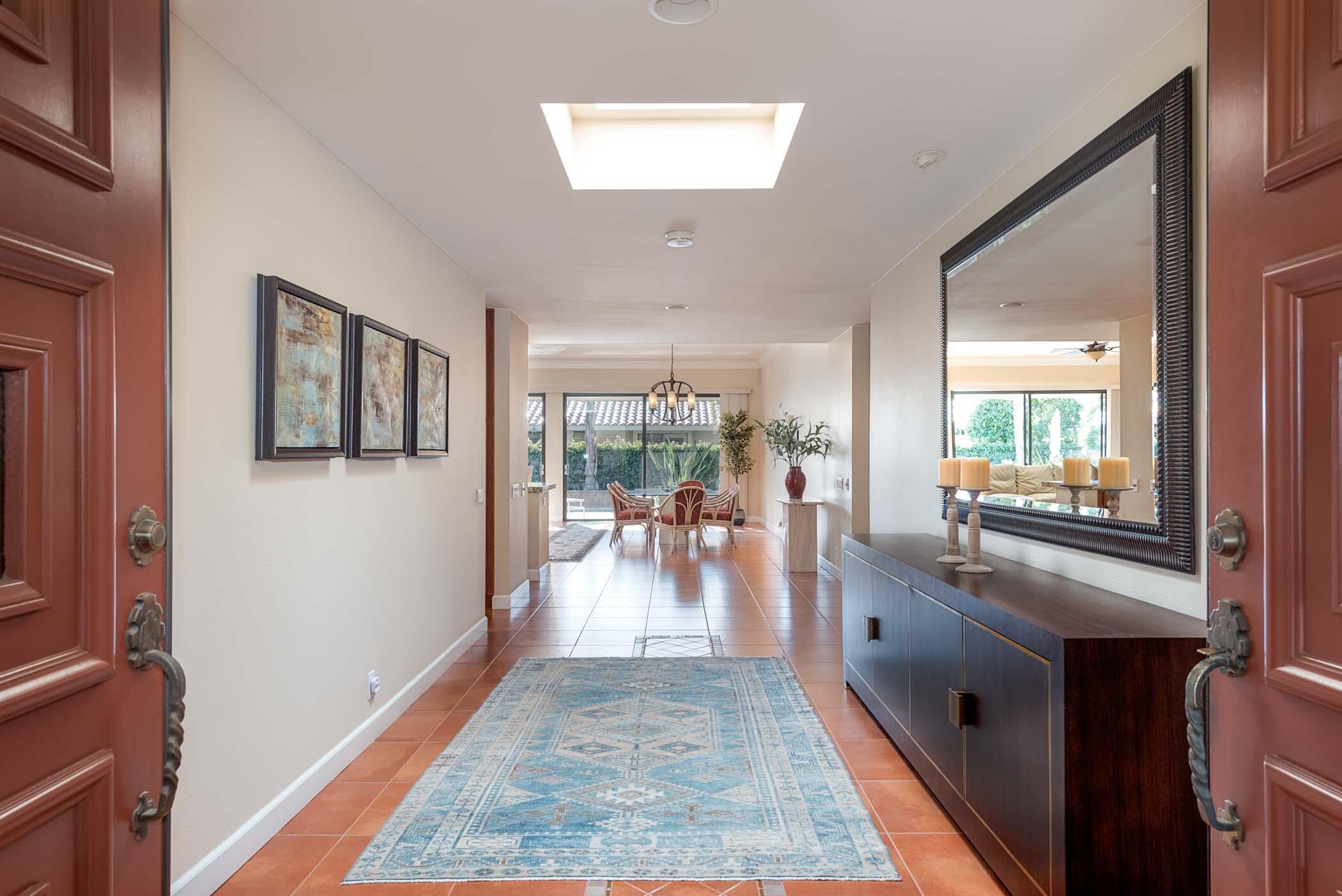 132 Yale Drive Rancho Mirage, CA 92270 - Photo 5 of 53 Foyer