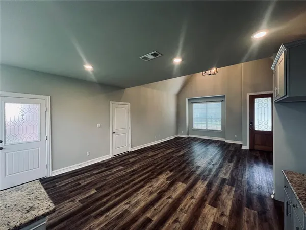 $1,900 | 2305 Bourland Street, Greenville, TX 75401