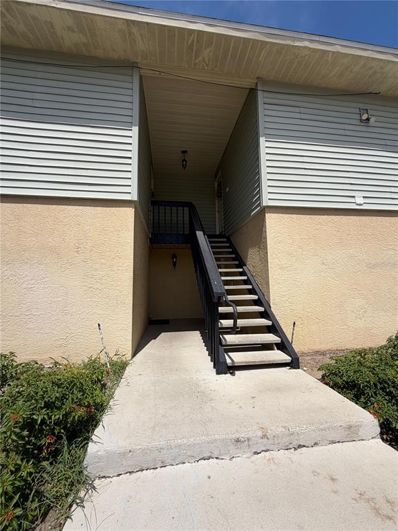 502 Golden Raintree Place Brandon, FL 33510 - Photo 3 of 22 Gallery Image 3