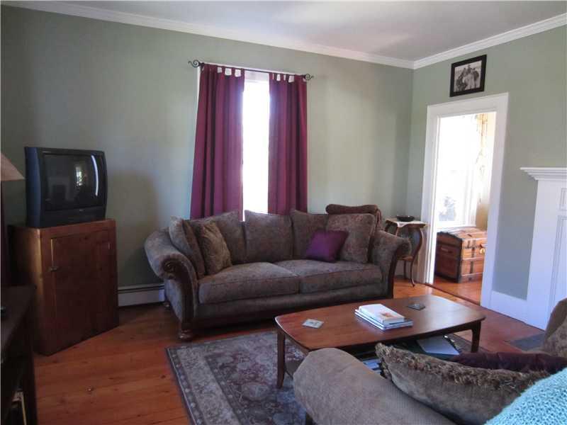 10 Sokokis Road Biddeford, ME 04005 - Photo 18 of 35 Living Room.
