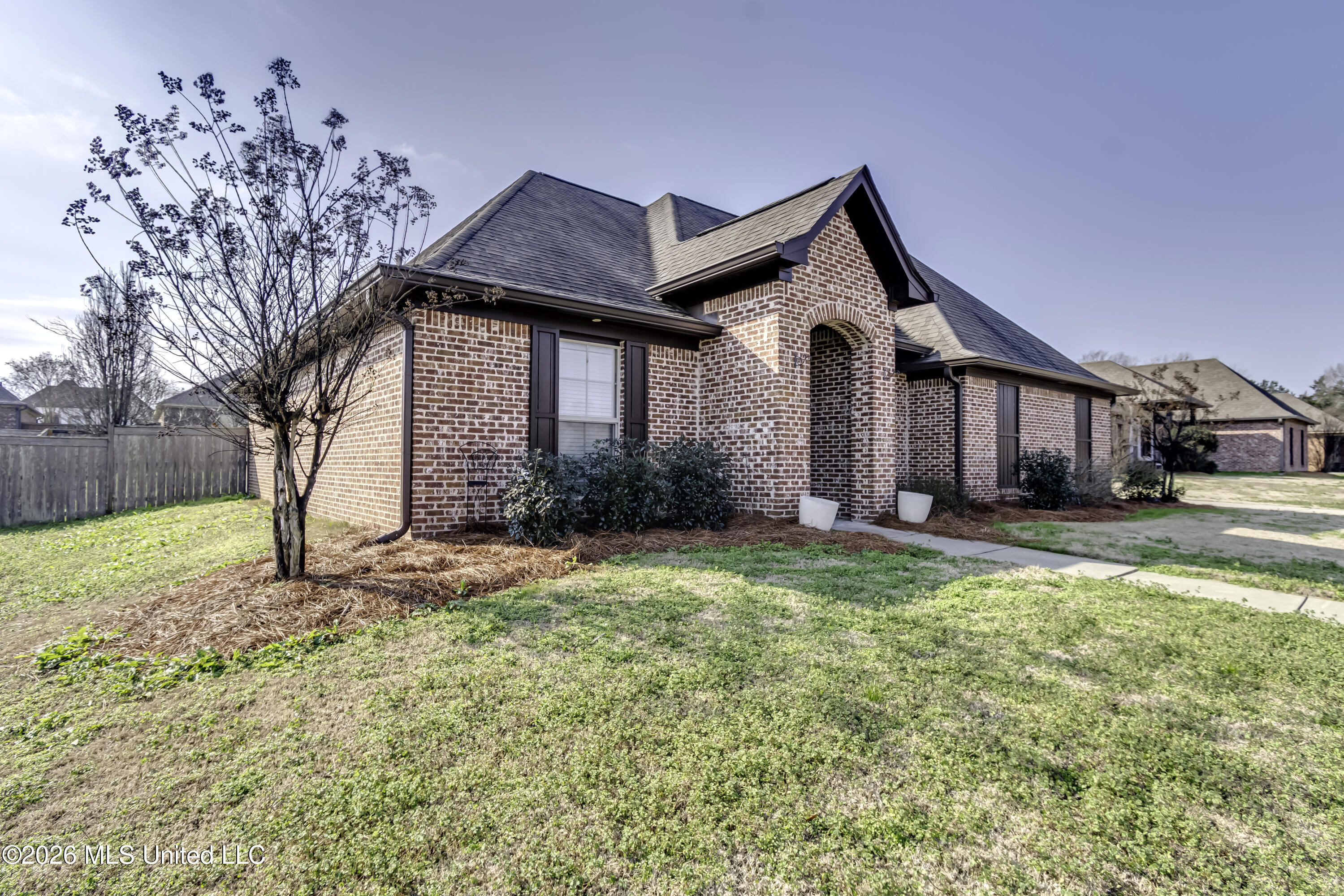105 Cascable Drive Canton, MS 39046 - Photo 3 of 49 105 Cascable Dr--2