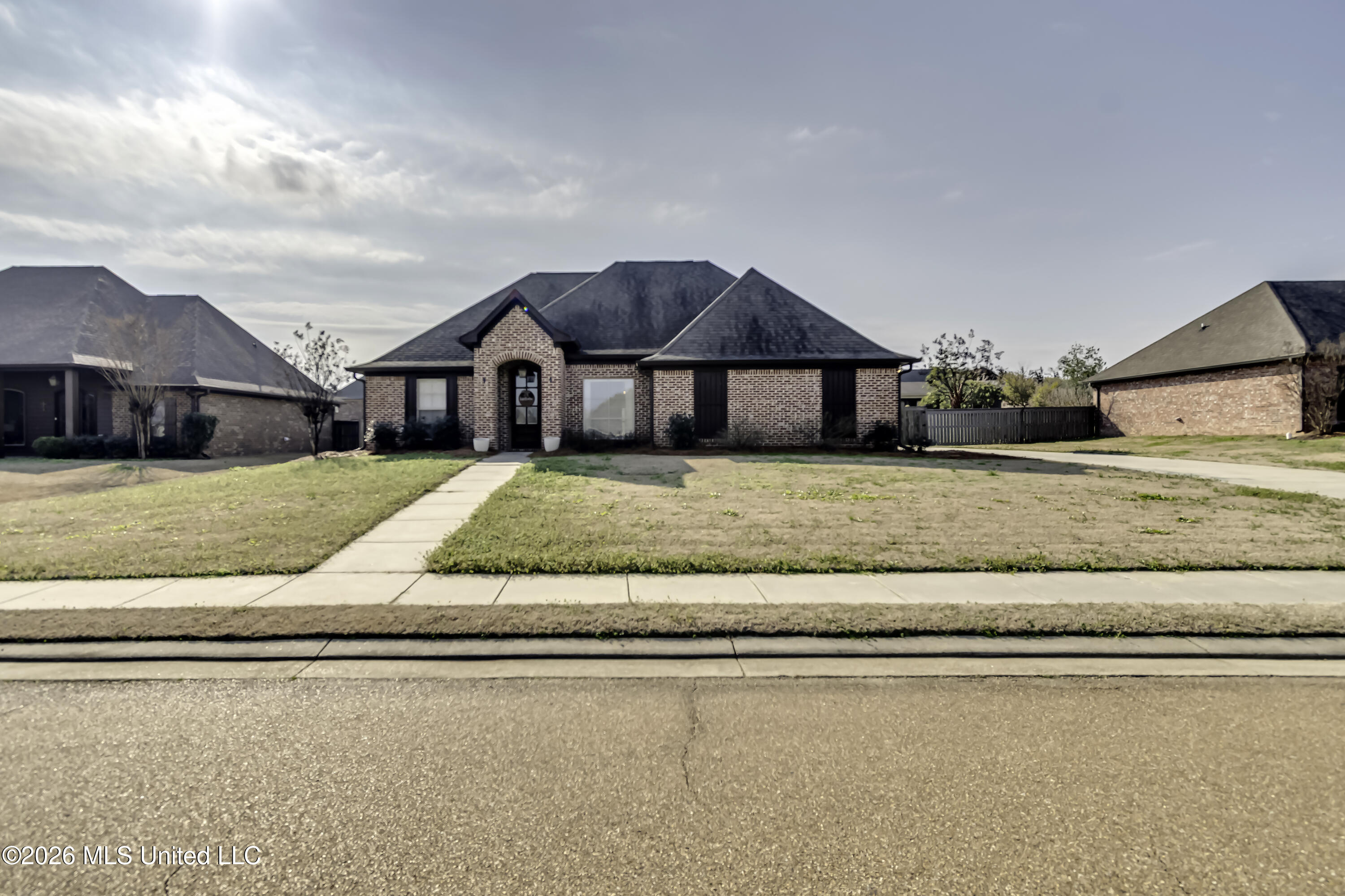 105 Cascable Drive Canton, MS 39046 - Photo 4 of 49 105 Cascable Dr--3