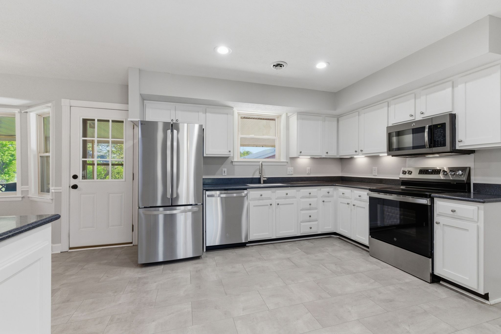 113 Lake Farm Road Smyrna, TN 37167 - Photo 8 of 29