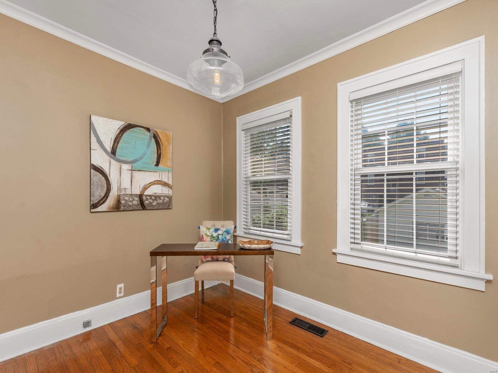 2223 Richert Place St. Louis, MO 63143 - Photo 11 of 17 Gallery Image 11