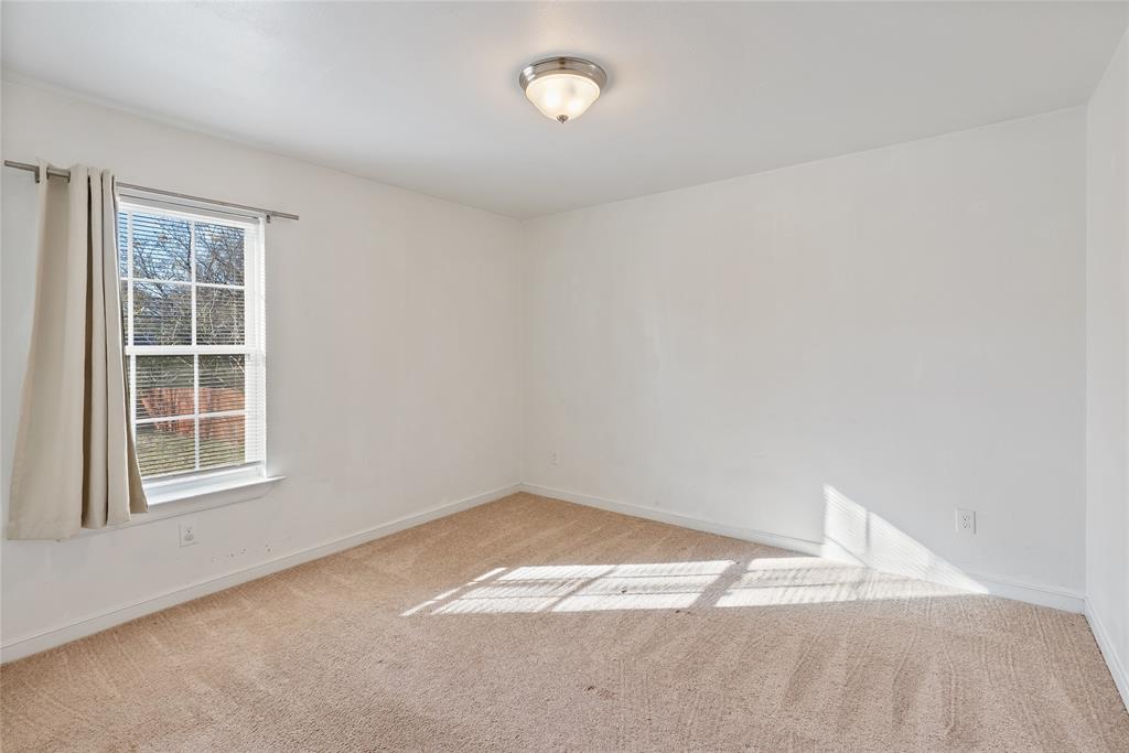 202 North Harrison Avenue Sherman, TX 75090 - Photo 14 of 26 3rd Bed room