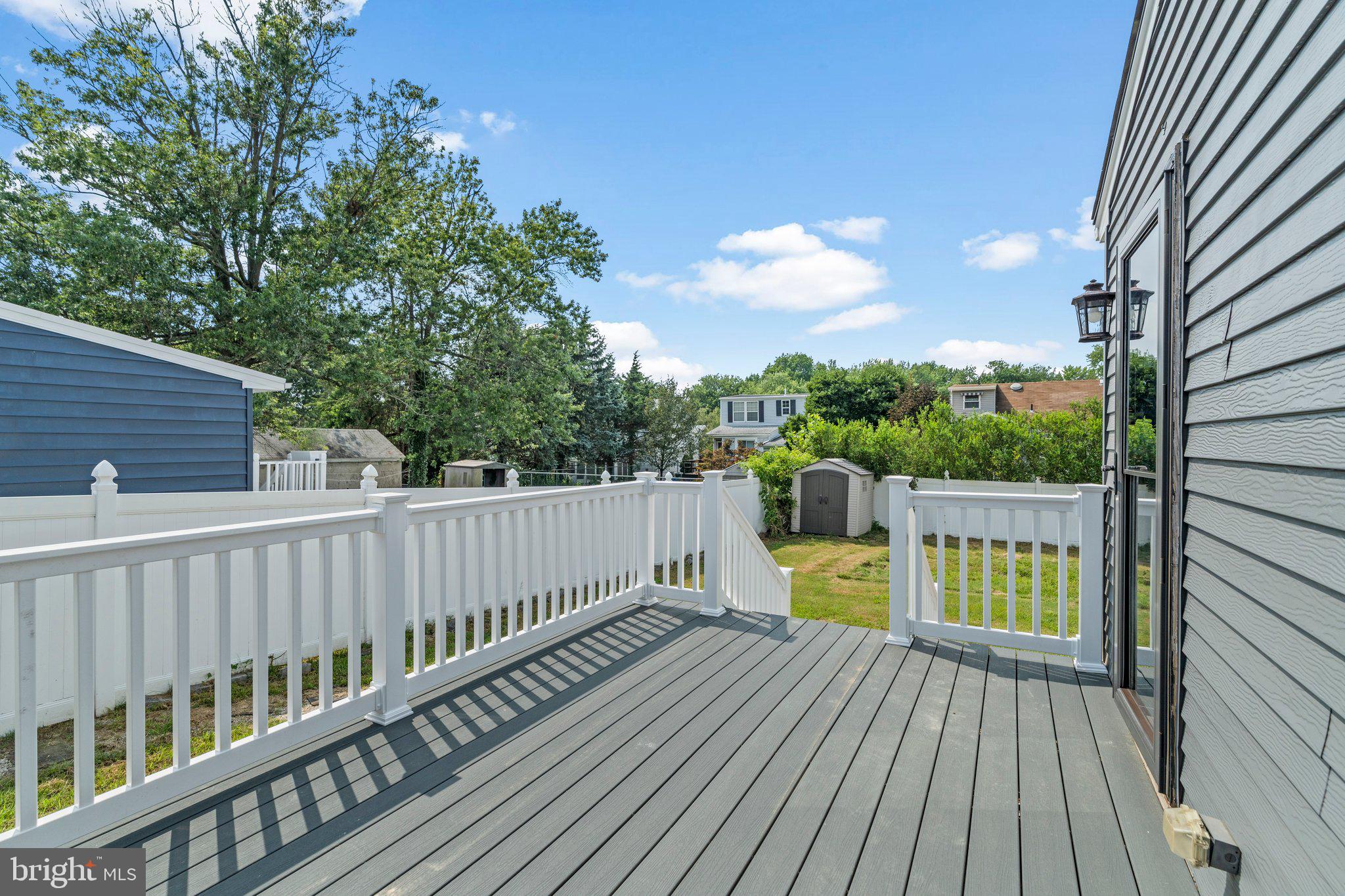 913 Clements Bridge Road Barrington, NJ 08007 - Photo 31 of 36