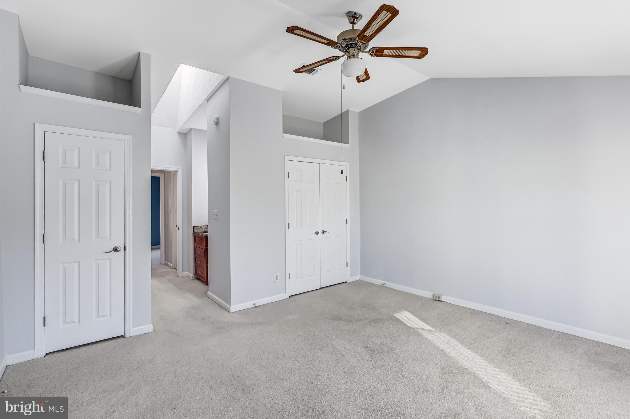5905 St Giles Way Alexandria, VA 22315 - Photo 23 of 55 Great Ceiling Height & Large Skylight