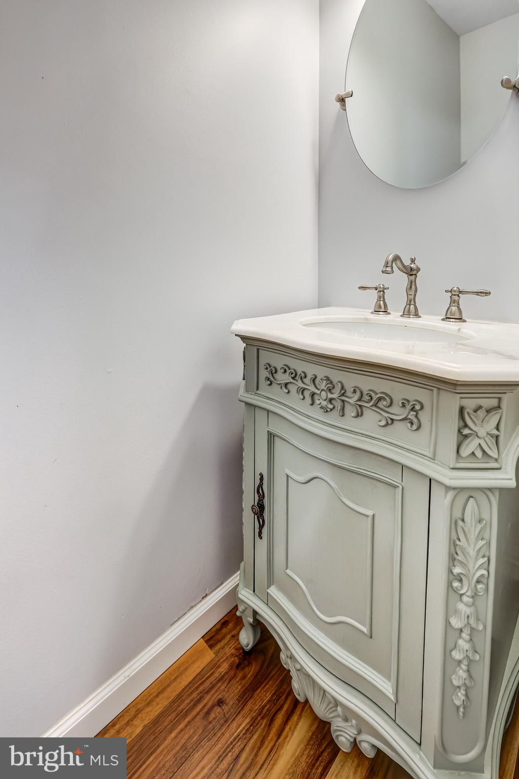 5905 St Giles Way Alexandria, VA 22315 - Photo 8 of 55 Main Level Powder Room