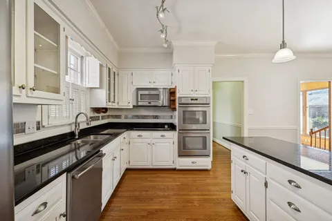 $974,000 | 24 Washington Park, Nashville, TN 37205