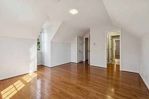 $974,000 | 24 Washington Park, Nashville, TN 37205