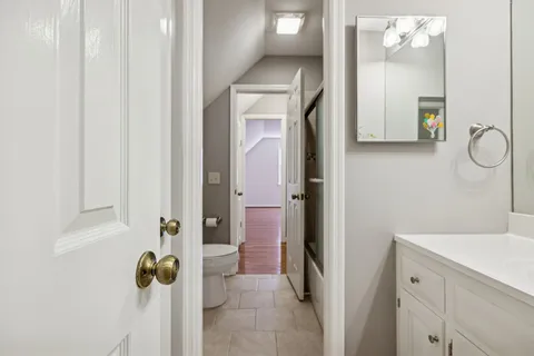 $974,000 | 24 Washington Park, Nashville, TN 37205