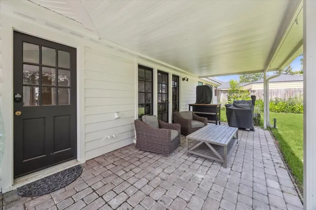 $6,500 | 12727 Kingsride Lane, Houston, TX 77024