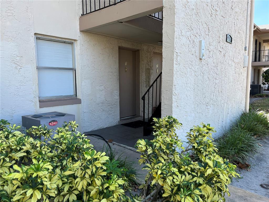 1916 Honour Road, Unit 1 Orlando, FL 32839 - Photo 2 of 20 front view of a house