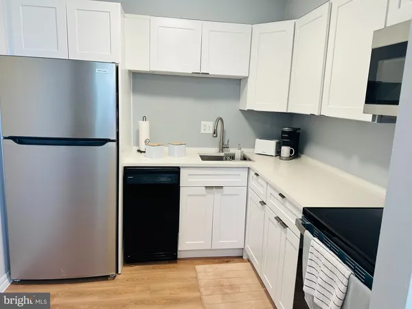 $2,100 | 1334 Montgomery Avenue, Unit D4, Narberth, PA 19072