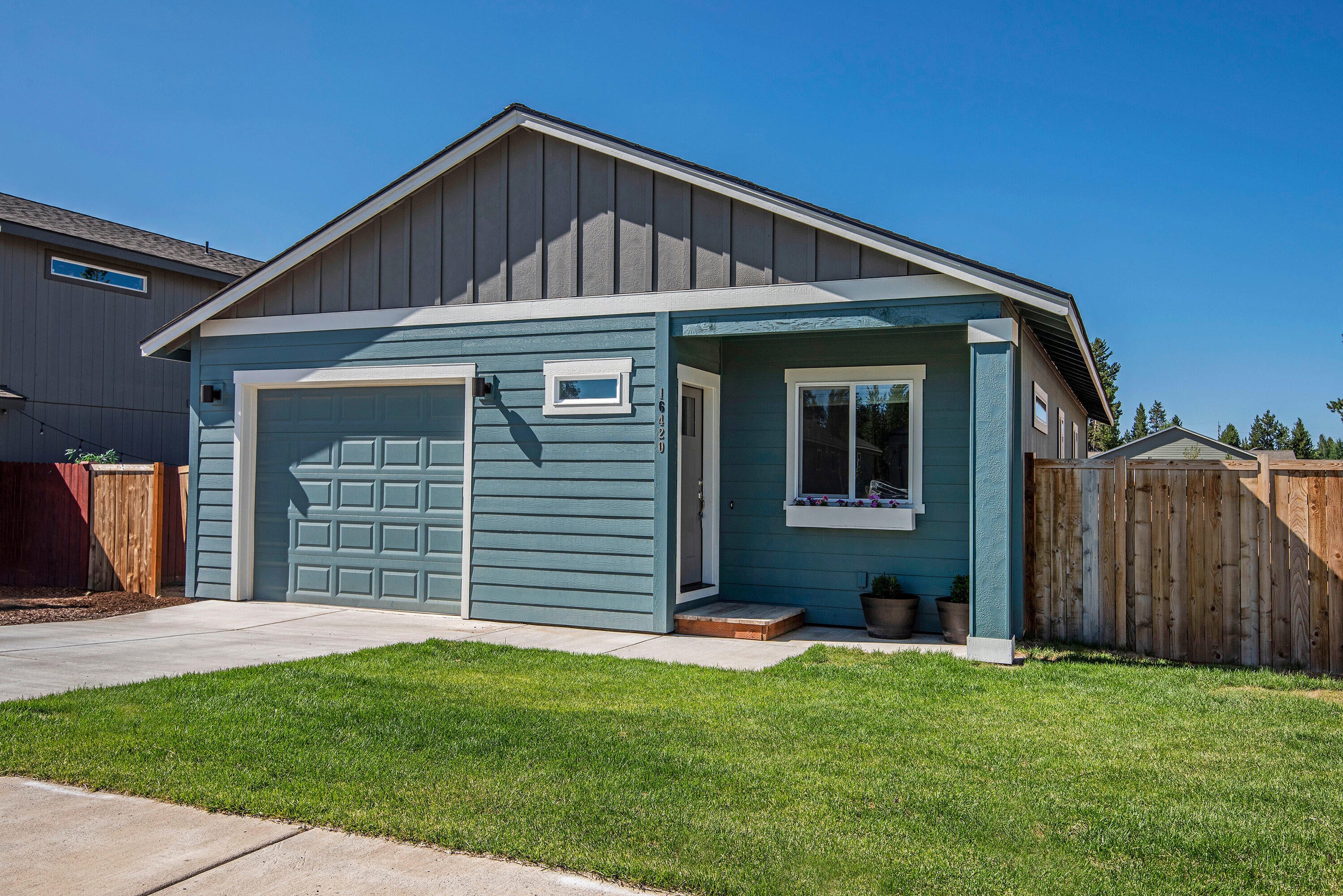 16420 Bassett Road La Pine, OR 97739 - Photo 1 of 14 16420 Bassett Rd La Pine OR-print-001-01