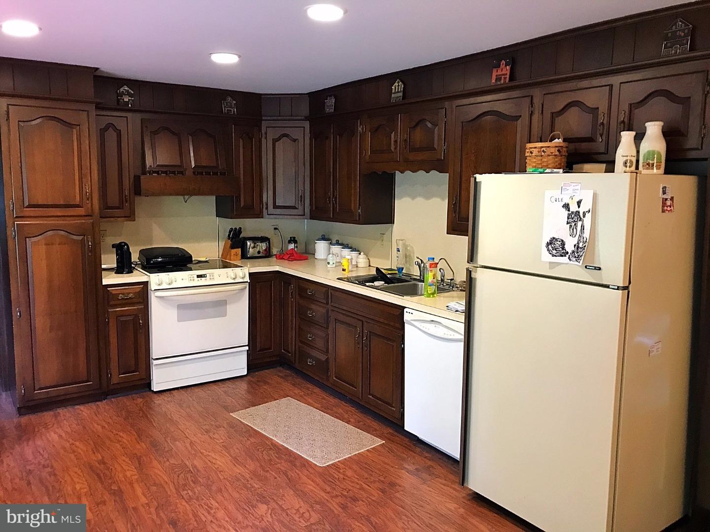 1573 Schoff Road Atglen, PA 19310 - Photo 3 of 8 Kitchen