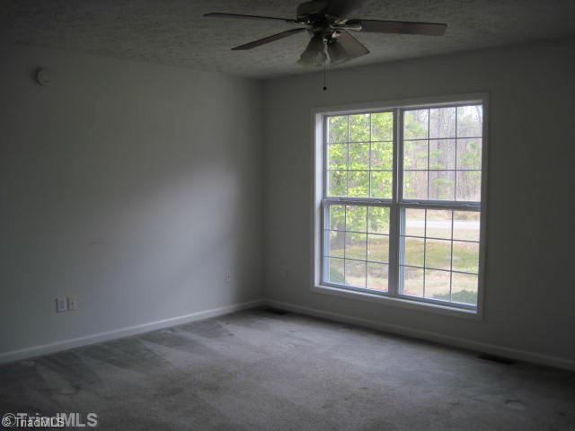 218 Pine Needles Road Reidsville, NC 27320 - Photo 3 of 9 Living Room.
