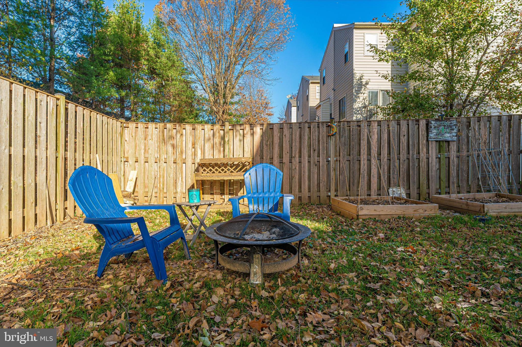 1523 Rambling Way South Frederick, MD 21701 - Photo 41 of 44 6 foot privacy fence
