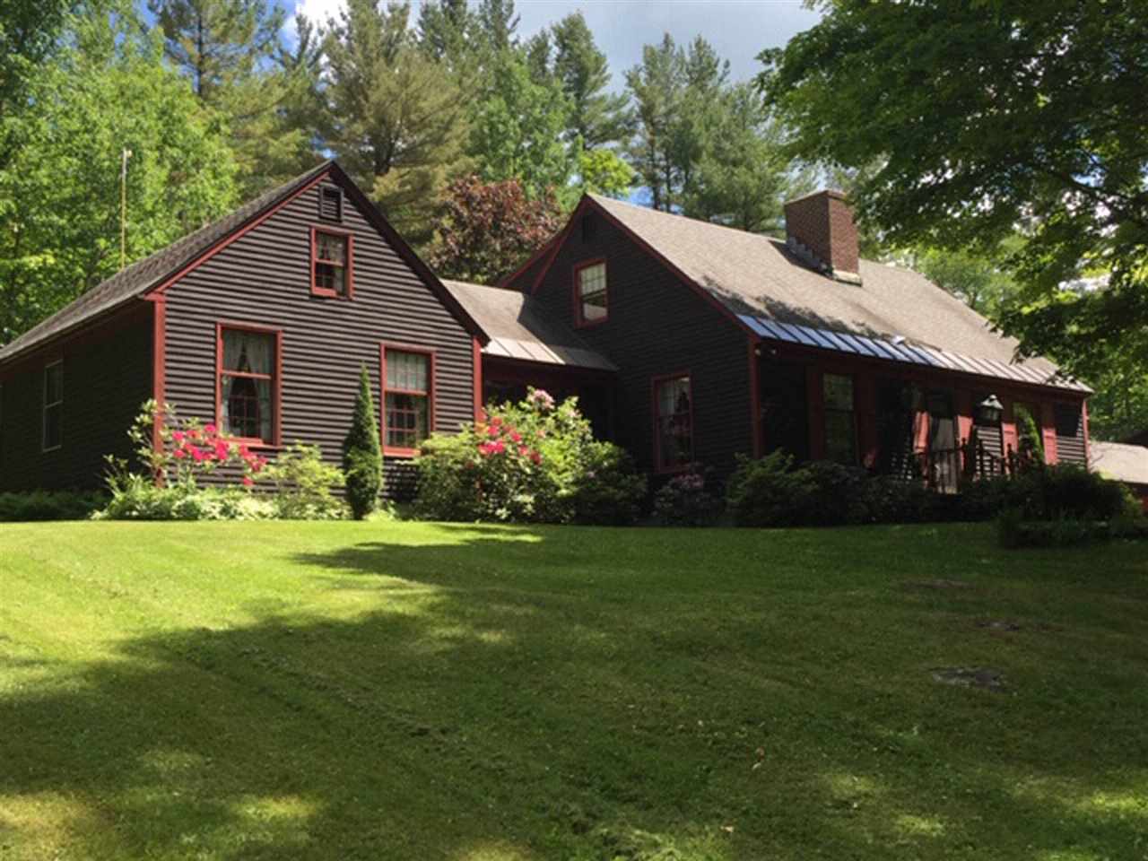 1462 Hinesburg Road Brattleboro, VT 05301 - Photo 2 of 34