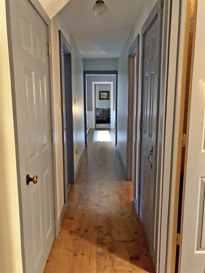 1462 Hinesburg Road Brattleboro, VT 05301 - Photo 21 of 34