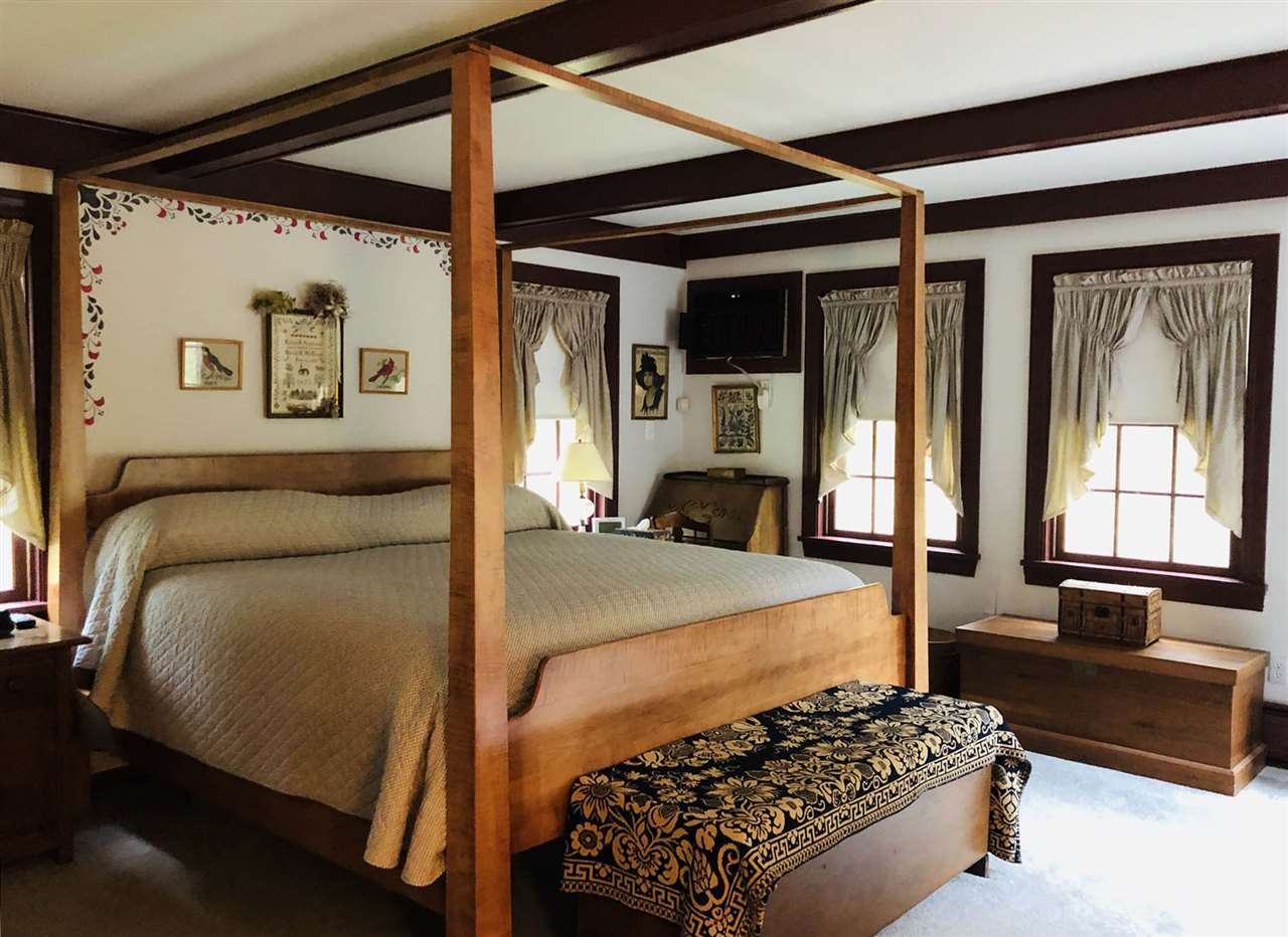 1462 Hinesburg Road Brattleboro, VT 05301 - Photo 23 of 34