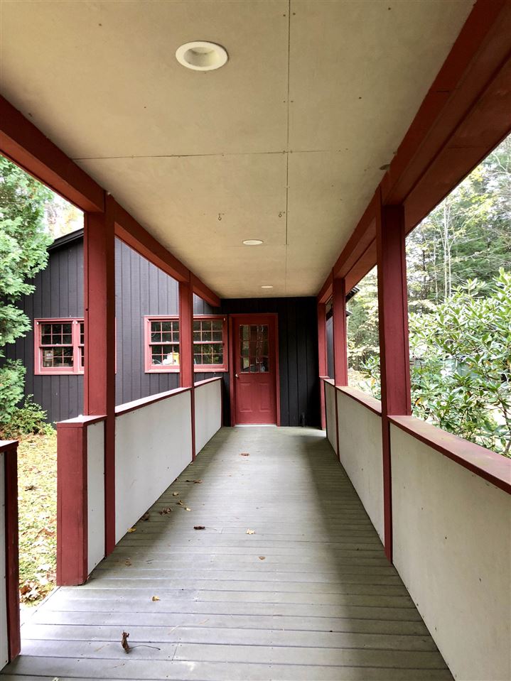 1462 Hinesburg Road Brattleboro, VT 05301 - Photo 8 of 34