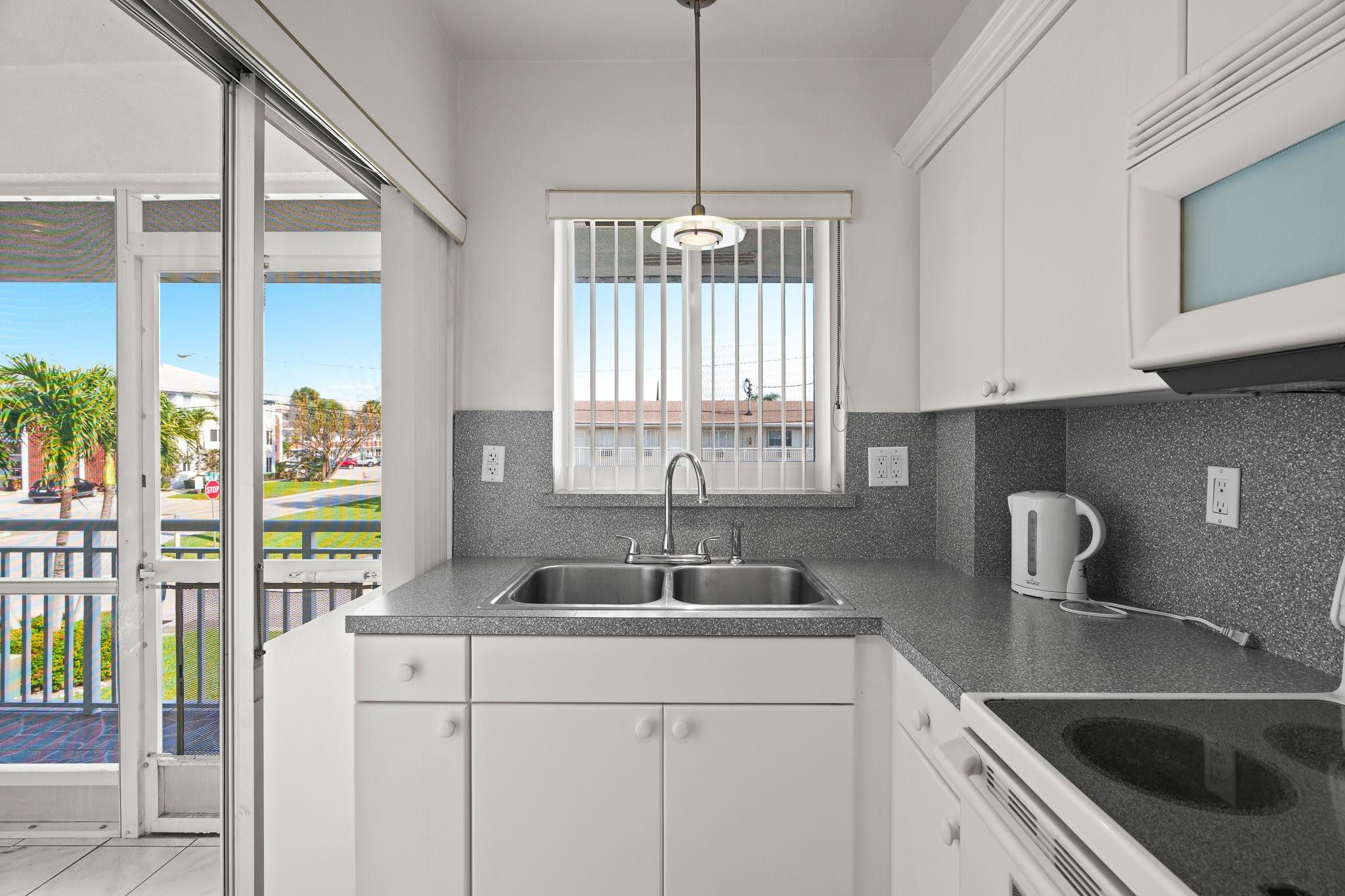 2100 Northeast 38th Street, Unit 243 Lighthouse Point, FL 33064 - Photo 13 of 42 Photo 13