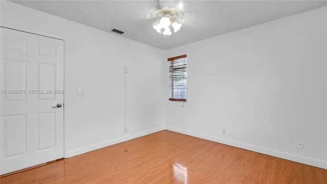 $449,700 | 570 Woodgate Circle, Unit A, Sunrise, FL 33326