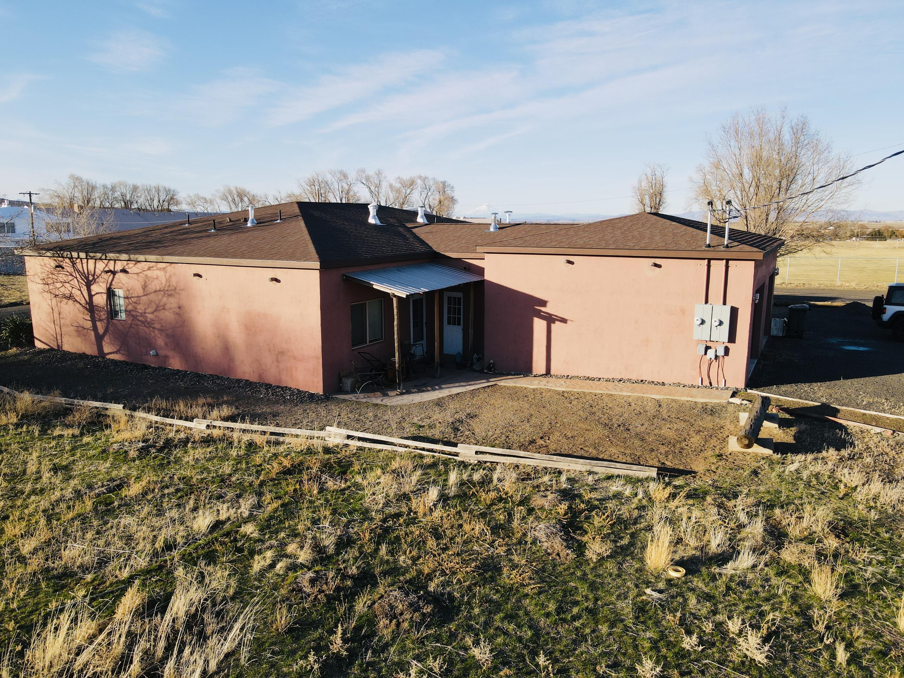 566 5th Street Metolius, OR 97741 - Photo 12 of 39 Right back unit