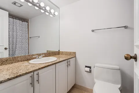 $495,000 | 40 East Delaware Place, Unit 1502, Chicago, IL 60611