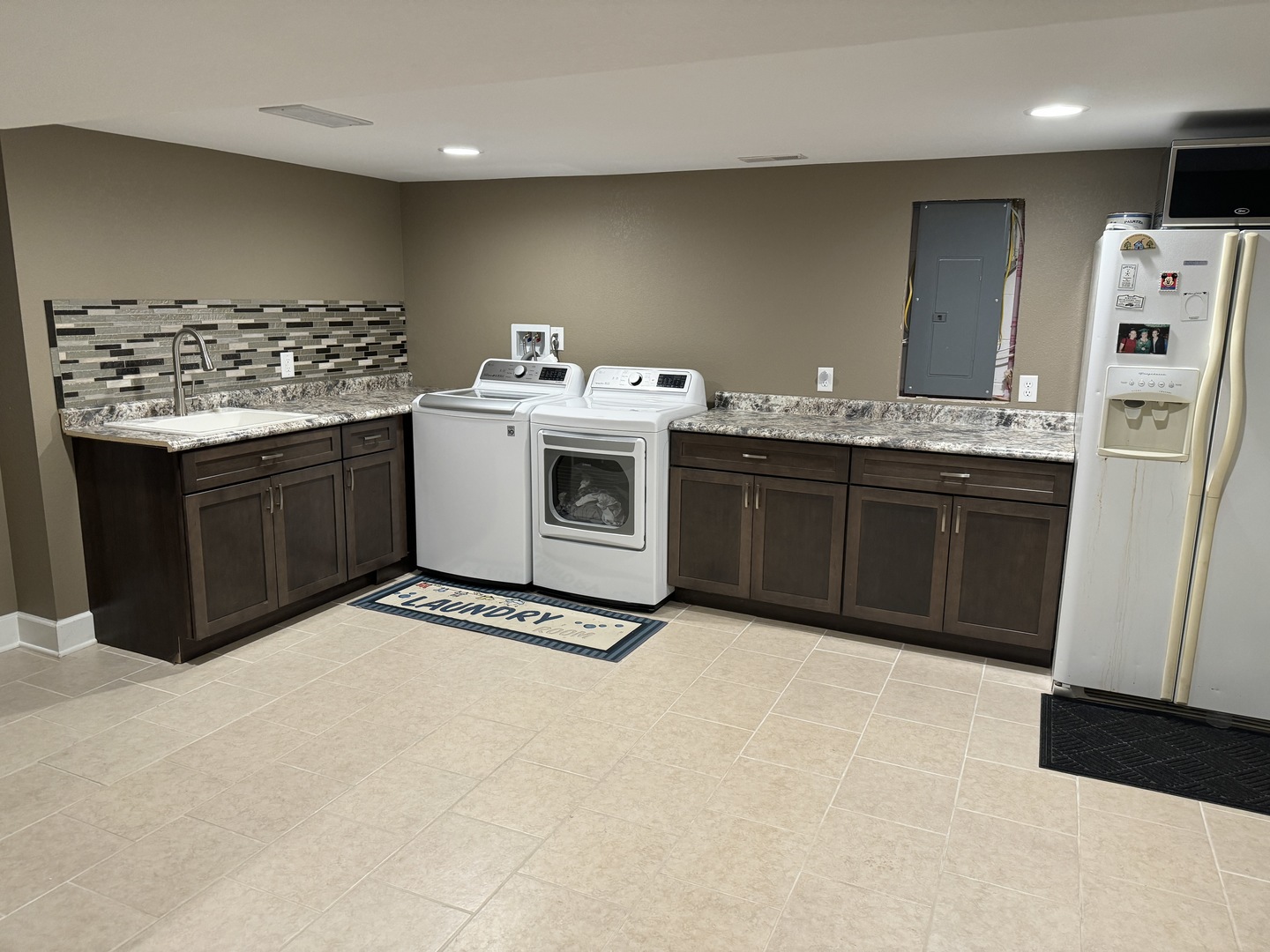801 Highpoint Road Normal, IL 61761 - Photo 40 of 48 Gallery Image 40