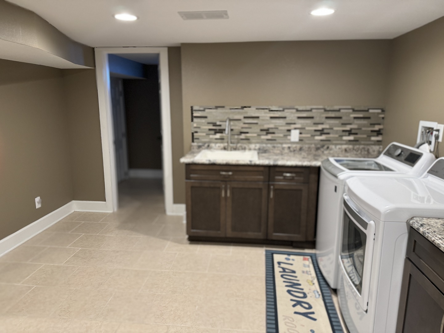 801 Highpoint Road Normal, IL 61761 - Photo 41 of 48 Gallery Image 41