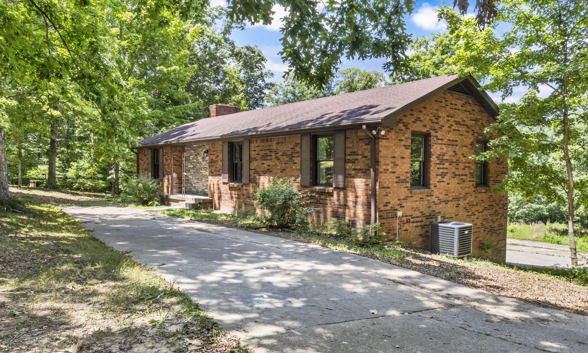 887 Harvey Road Cumberland Furnace, TN 37051 - Photo 2 of 72