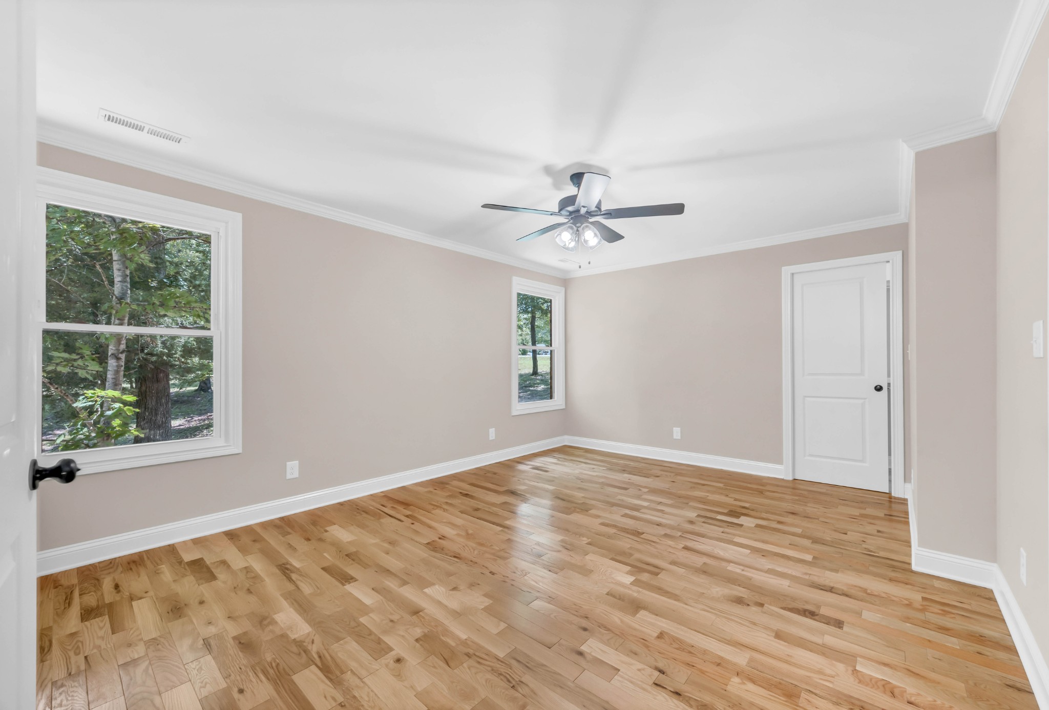 887 Harvey Road Cumberland Furnace, TN 37051 - Photo 21 of 72 a view of an empty room with a window