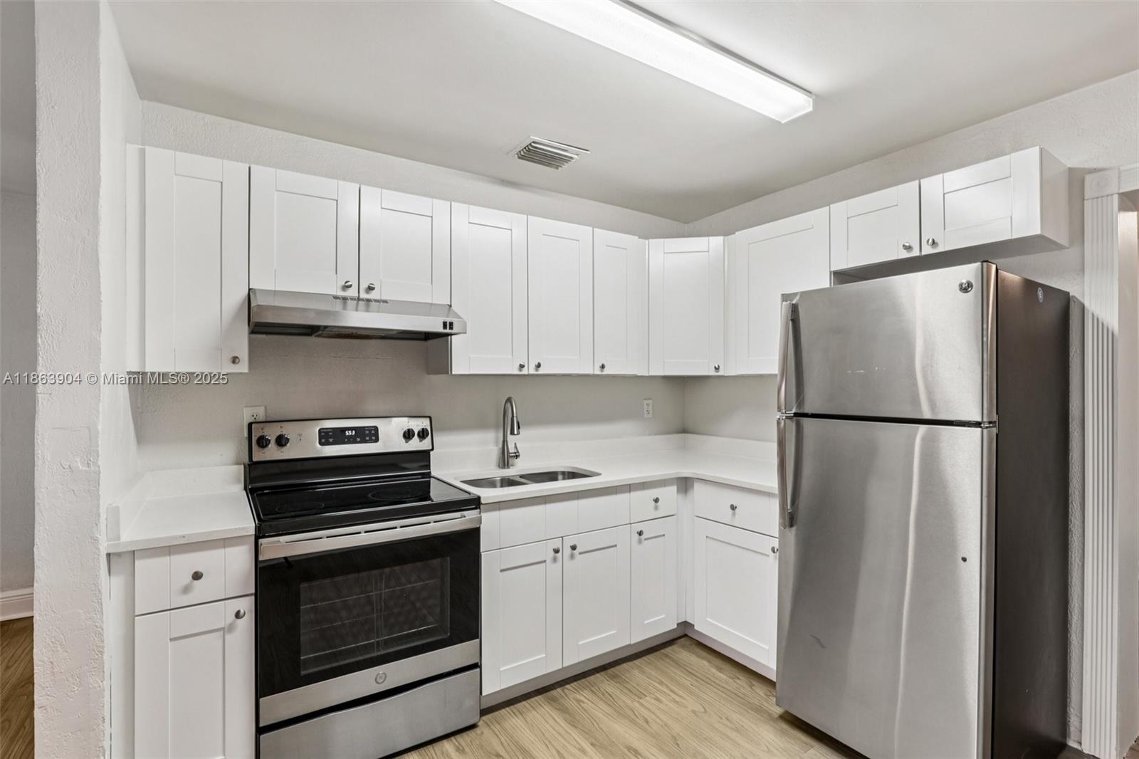 6546 Southwest 21st Street Miramar, FL 33023 - Photo 14 of 40