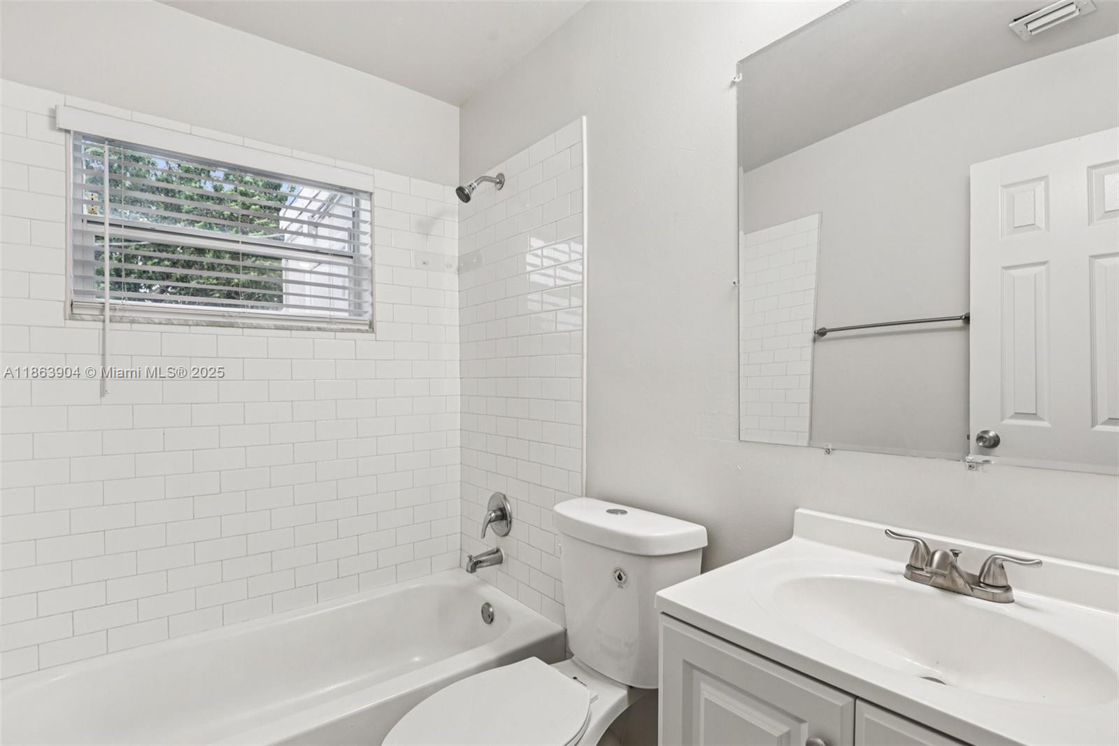 6546 Southwest 21st Street Miramar, FL 33023 - Photo 34 of 40