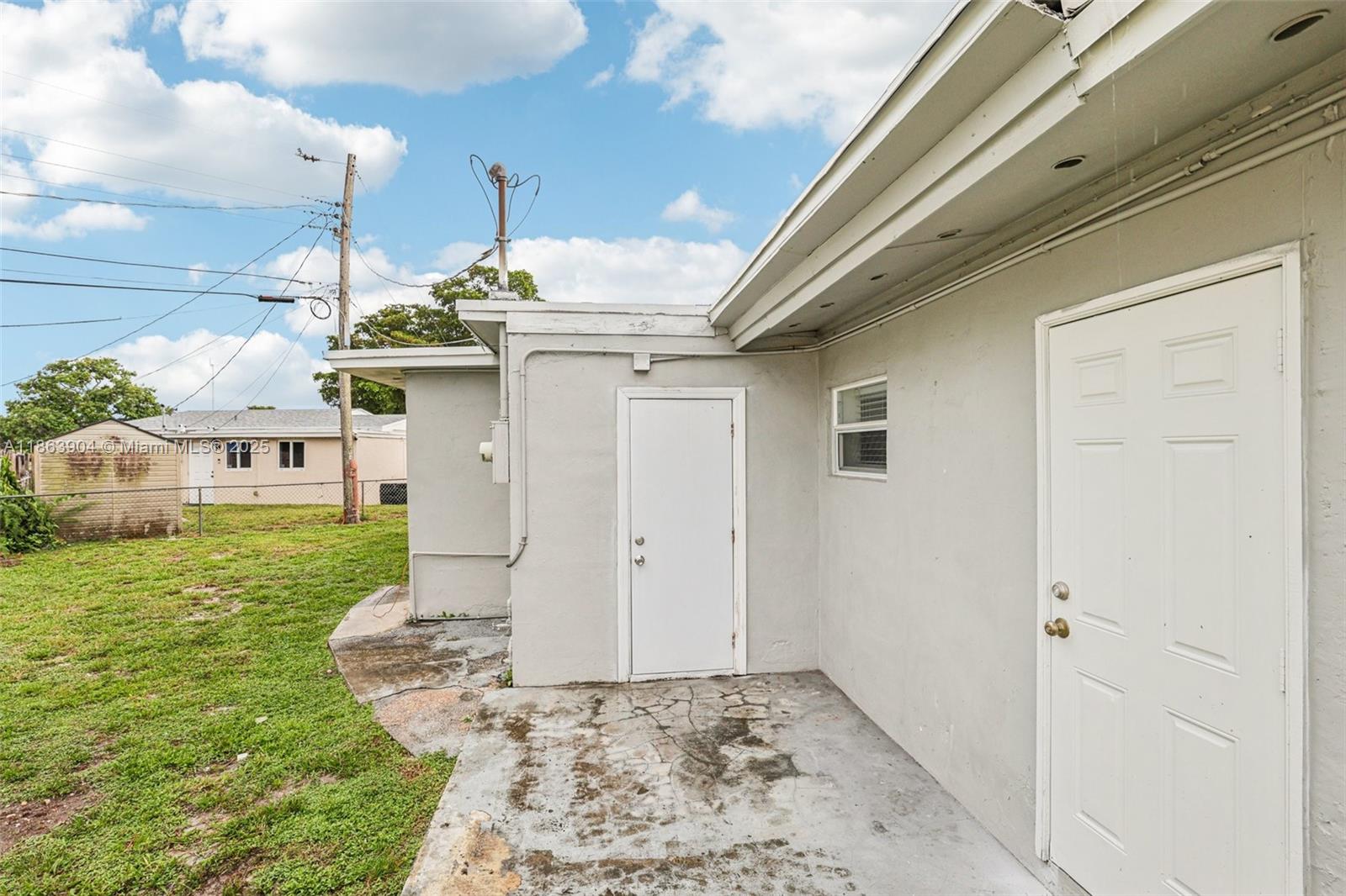 6546 Southwest 21st Street Miramar, FL 33023 - Photo 38 of 40