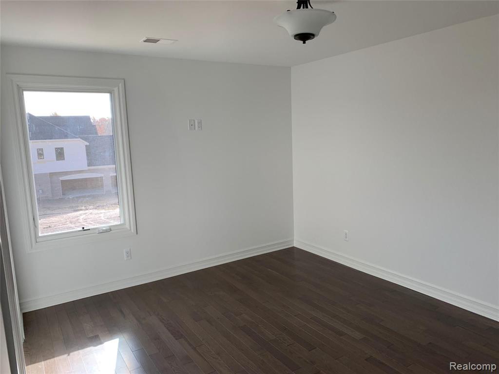 6103 Sheldon Road Rochester Hills, MI 48306 - Photo 19 of 20
