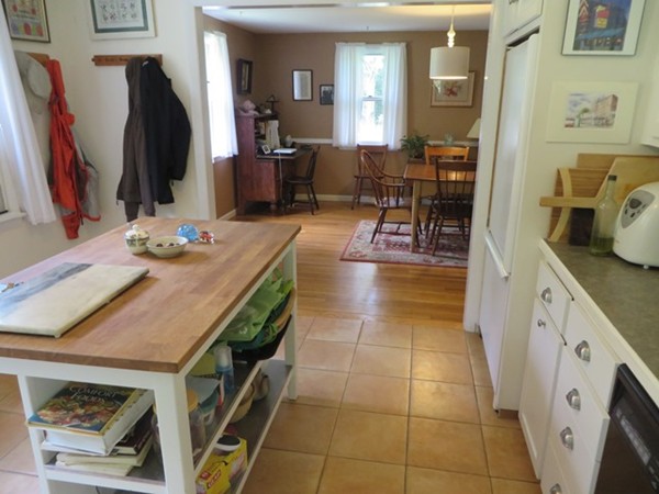 66 East Leverett Road Amherst, MA 01002 - Photo 13 of 29