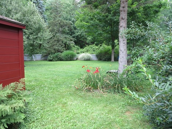 66 East Leverett Road Amherst, MA 01002 - Photo 4 of 29