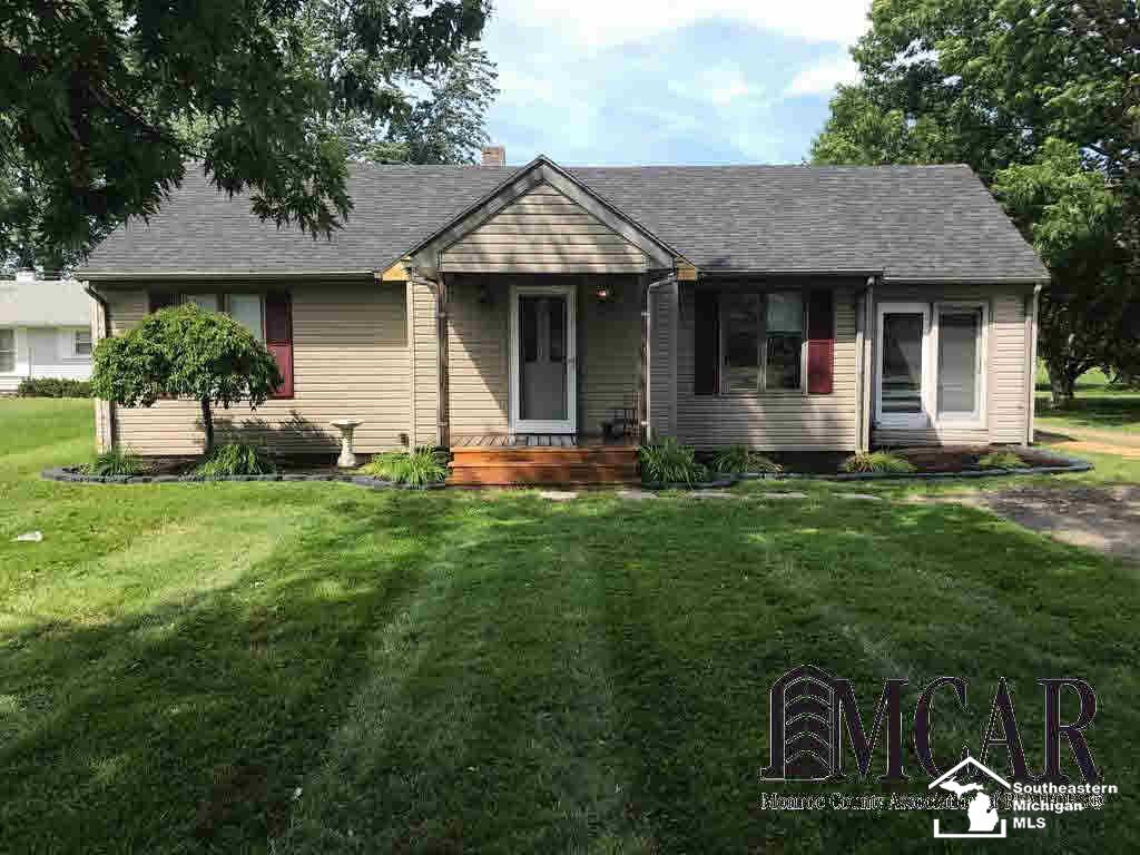 6946 North Custer Road Monroe, MI 48162 - Photo 1 of 20 21389196.JPG
