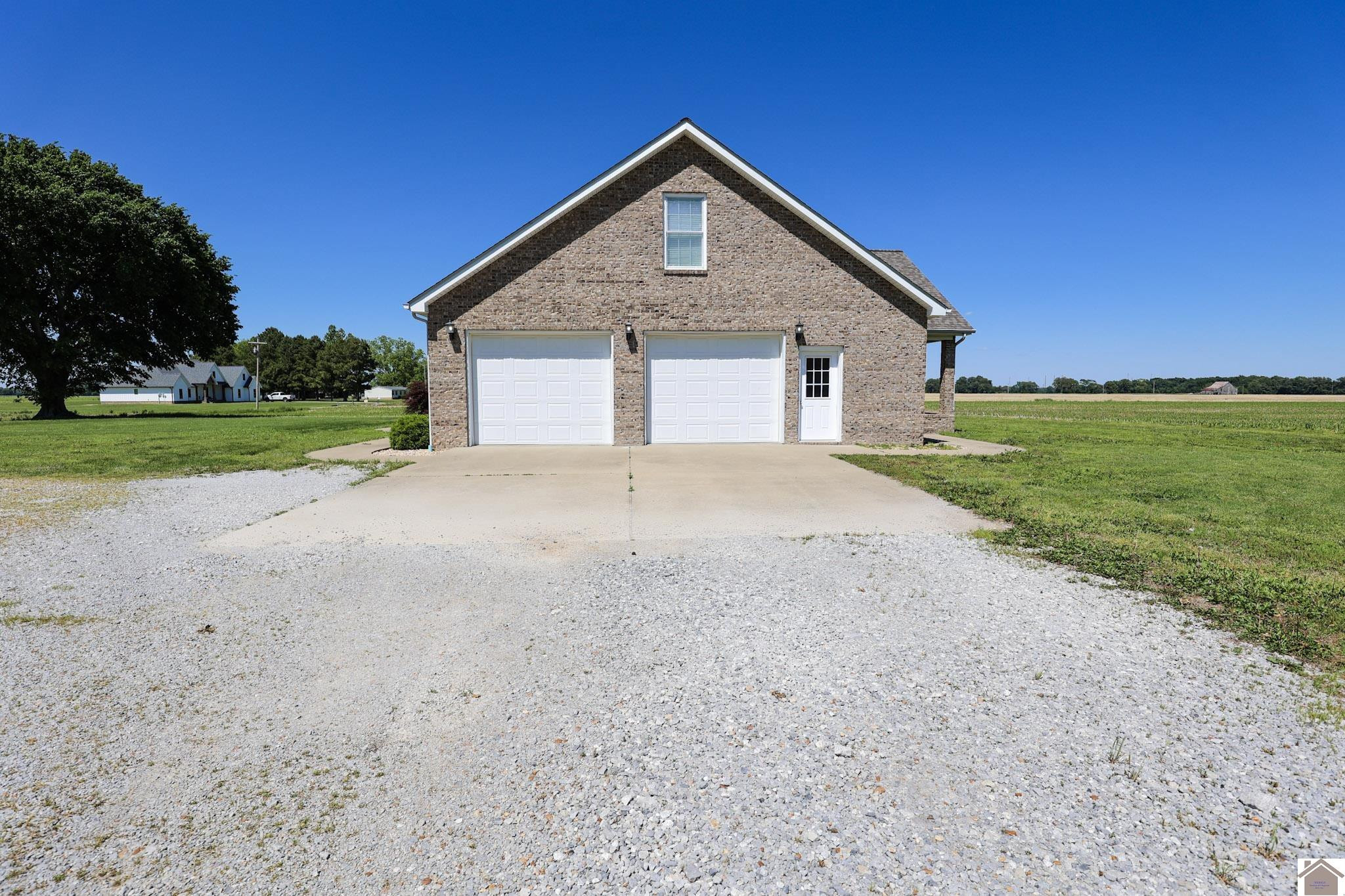 7696 Bandana Road Kevil, KY 42053 - Photo 8 of 50 Garage