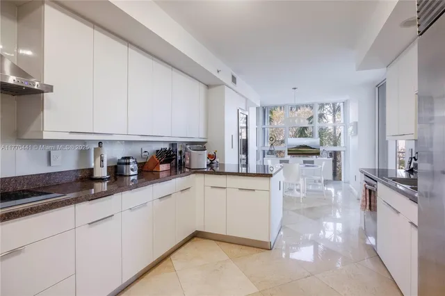 $3,100,000 | 765 Crandon Boulevard, Unit 307, Key Biscayne, FL 33149