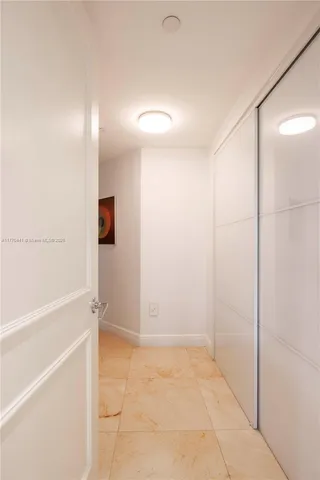 $3,100,000 | 765 Crandon Boulevard, Unit 307, Key Biscayne, FL 33149