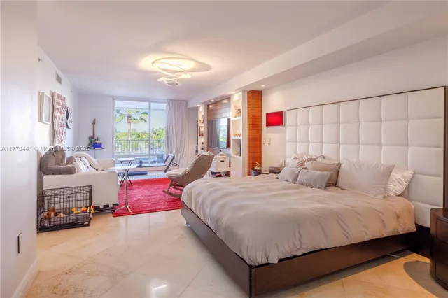 $3,100,000 | 765 Crandon Boulevard, Unit 307, Key Biscayne, FL 33149